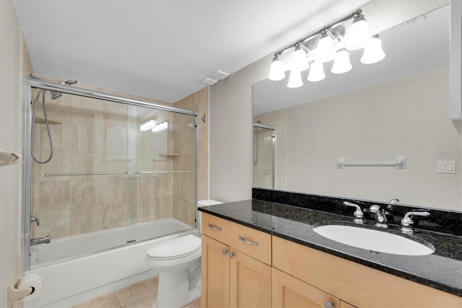 Image 27 of 39 For 5757 Calais Boulevard N 2