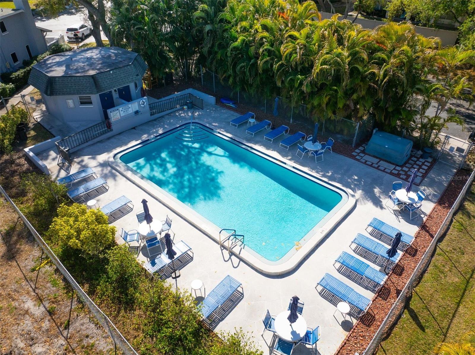 Image 35 of 39 For 5757 Calais Boulevard N 2