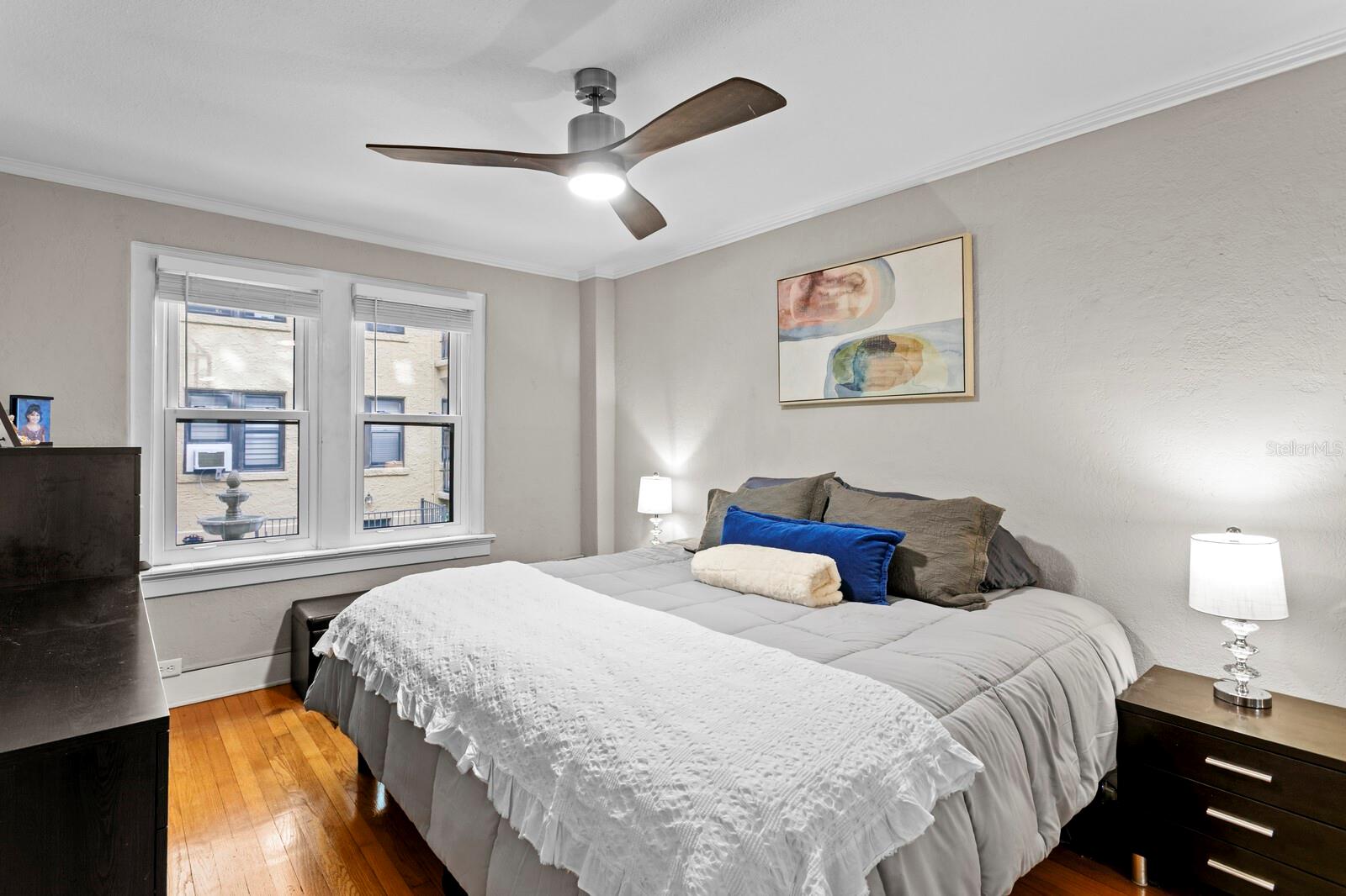 Image 14 of 33 For 130 4th Avenue N 105