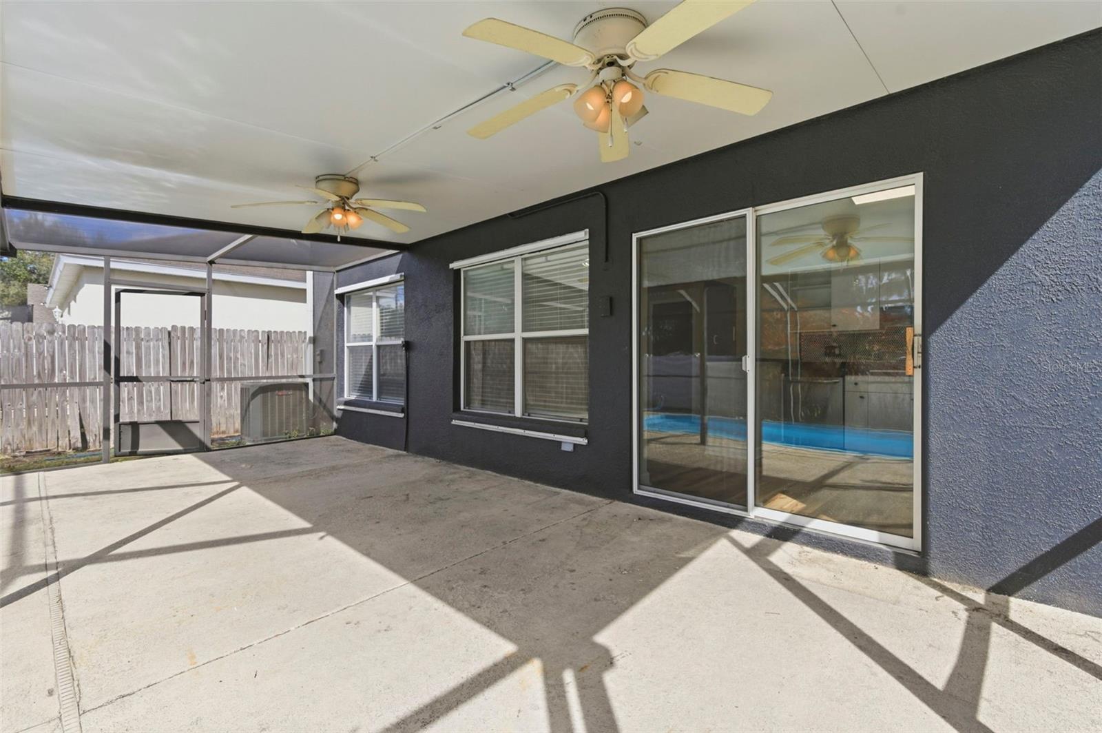 Image 36 of 42 For 512 Cape Cod Circle