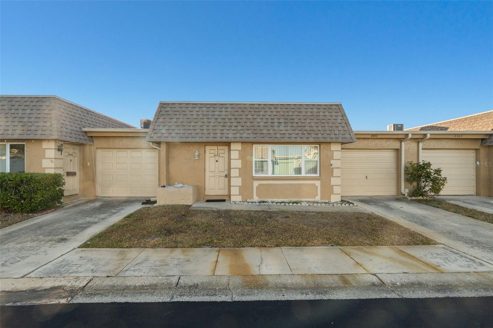 Image 31 of 32 For 8452 Phillip N 8452