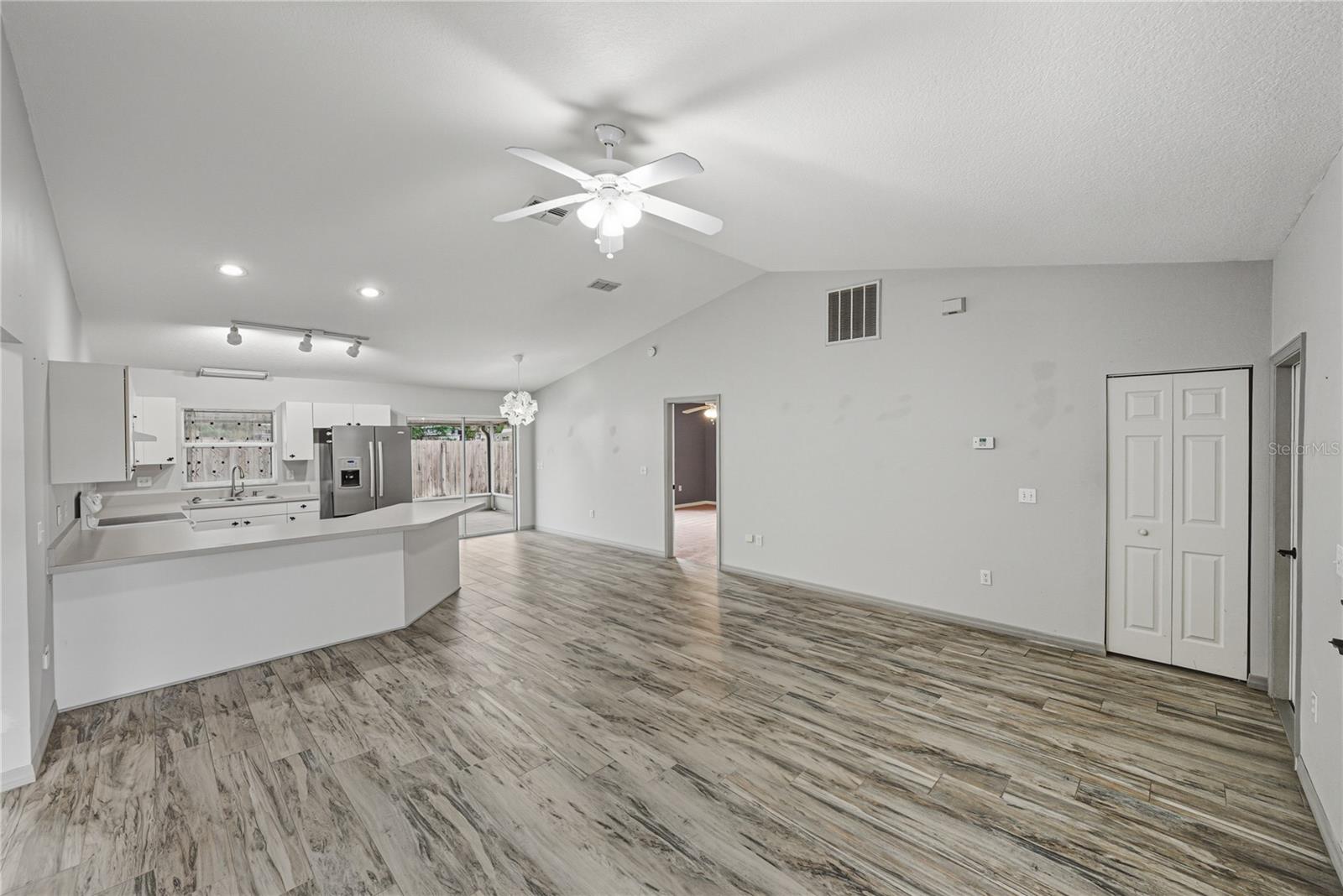 Image 11 of 46 For 4752 Timber Way