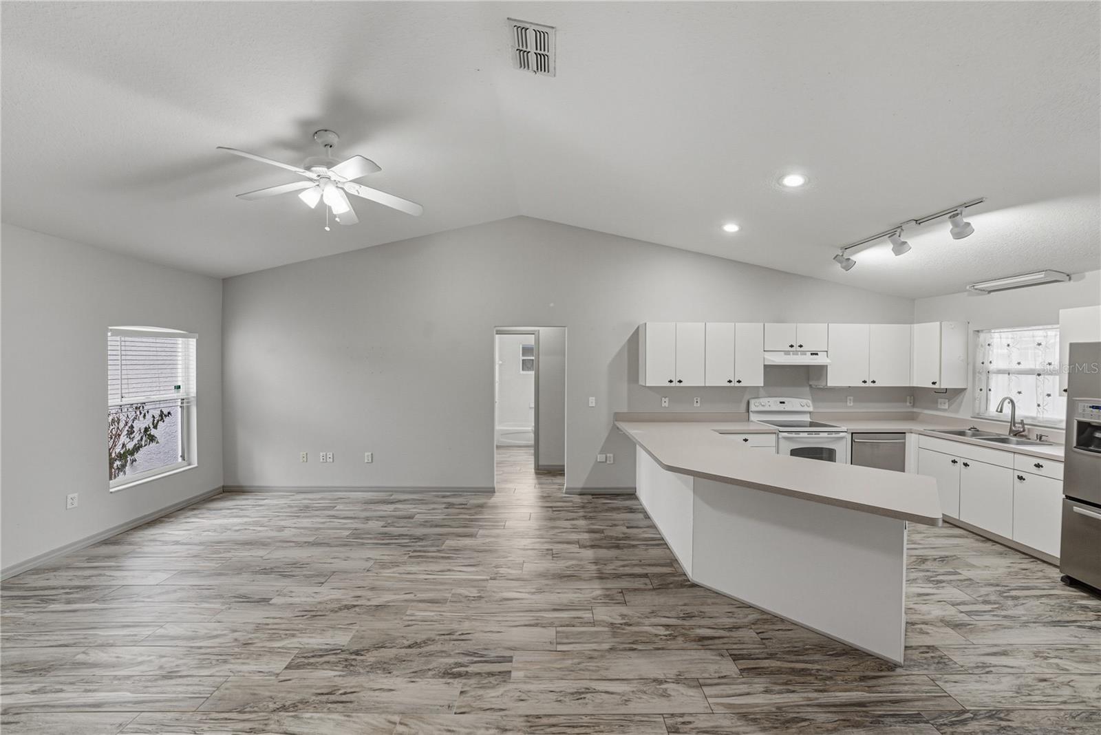 Image 12 of 46 For 4752 Timber Way