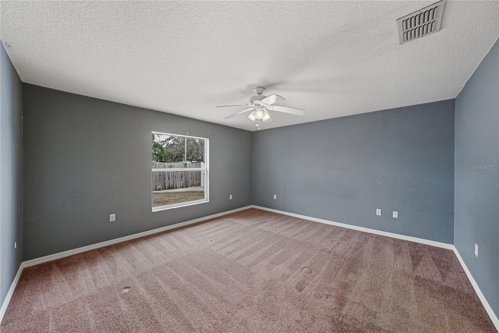 Image 23 of 46 For 4752 Timber Way