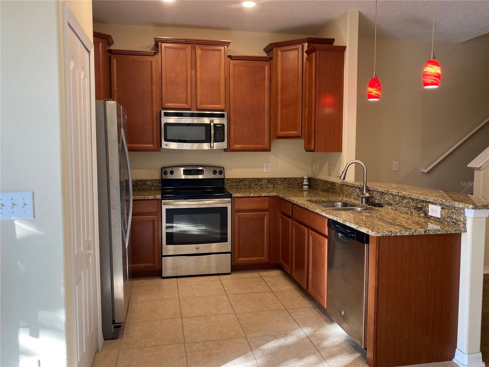 Image 16 of 30 For 11903 Greengate Drive