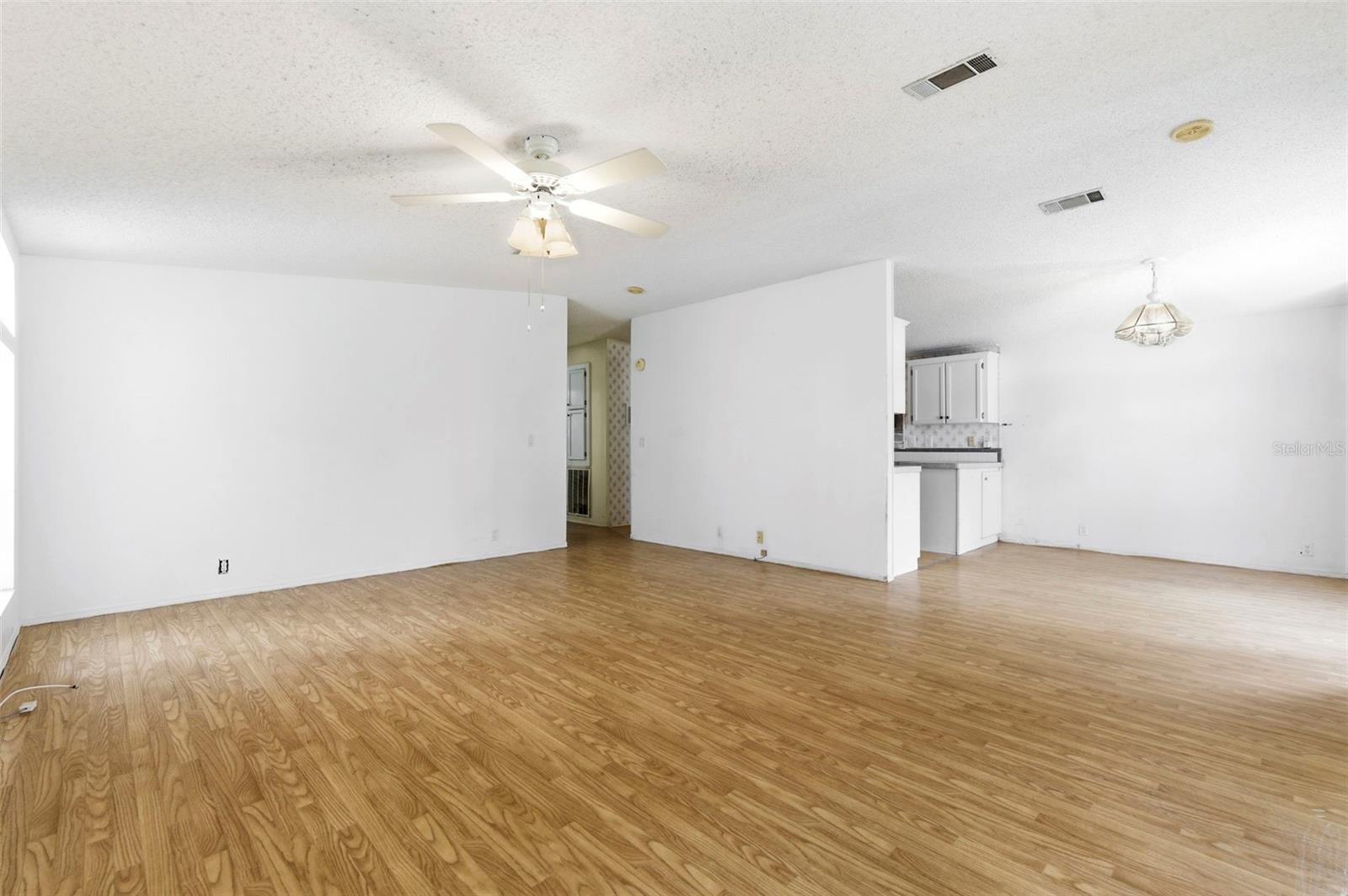 Image 18 of 45 For 4108 Wedgemere Drive