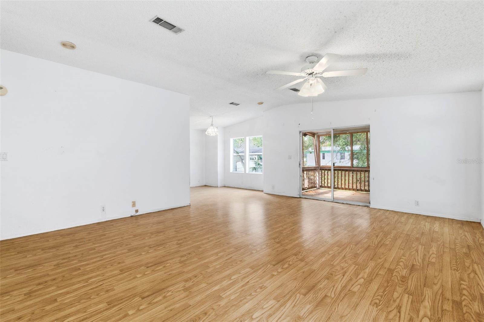 Image 19 of 45 For 4108 Wedgemere Drive