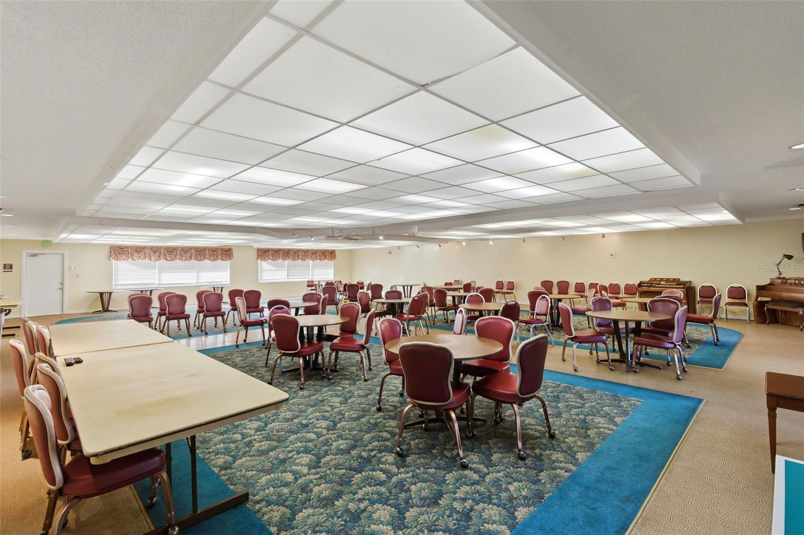 Image 31 of 38 For 6188 80th Street N 310