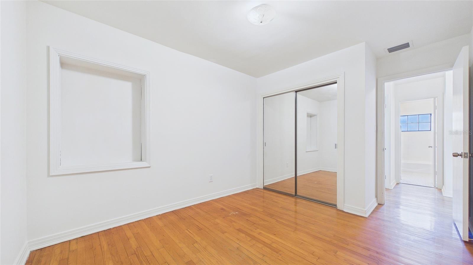 Image 29 of 45 For 3112 Julia Circle