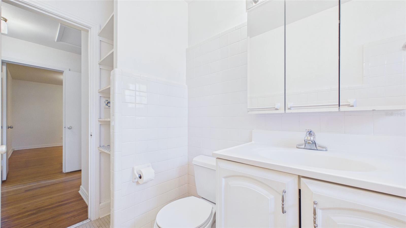 Image 33 of 45 For 3112 Julia Circle