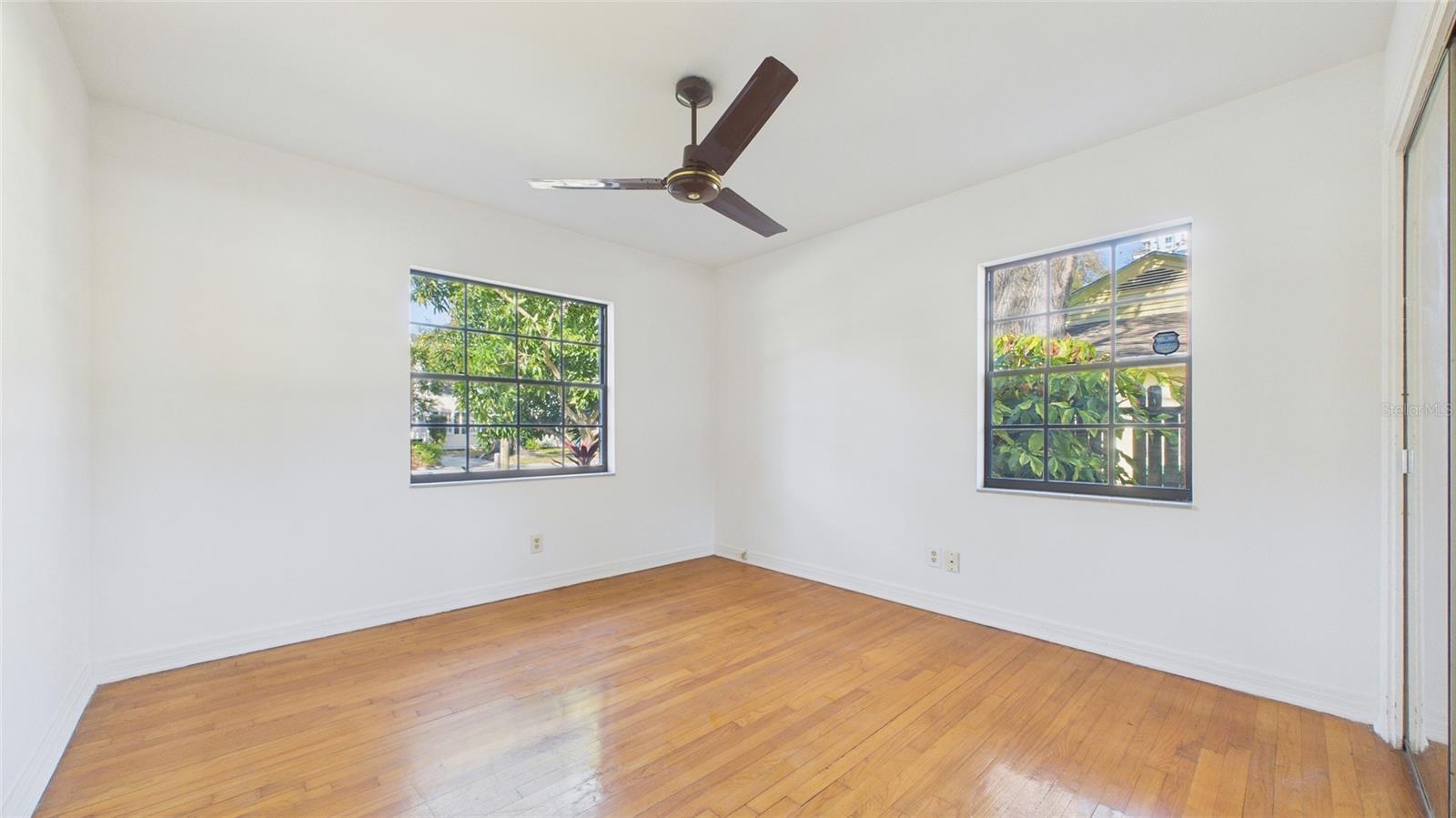 Image 34 of 45 For 3112 Julia Circle