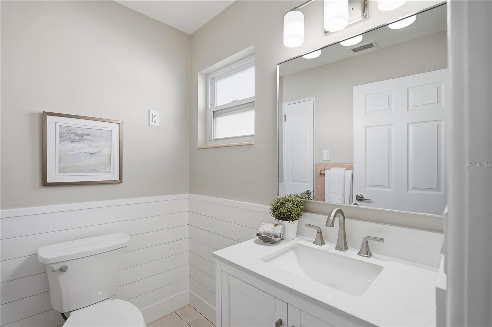 Image 22 of 42 For 541 Lillian Drive