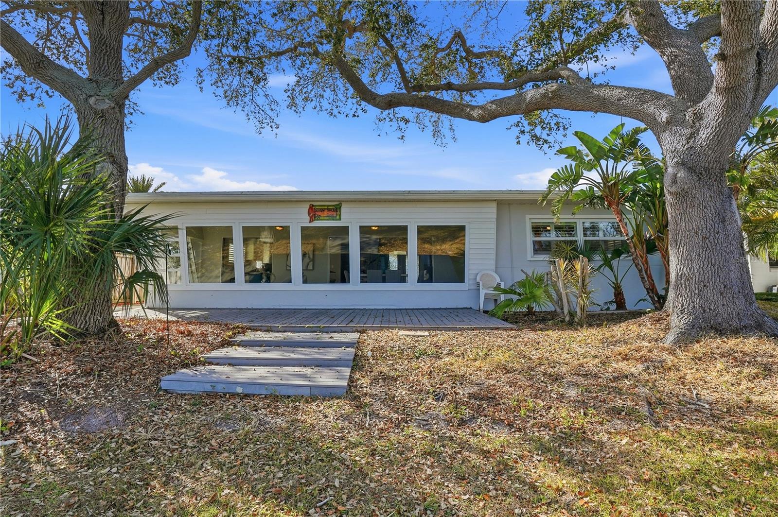 Image 29 of 42 For 541 Lillian Drive