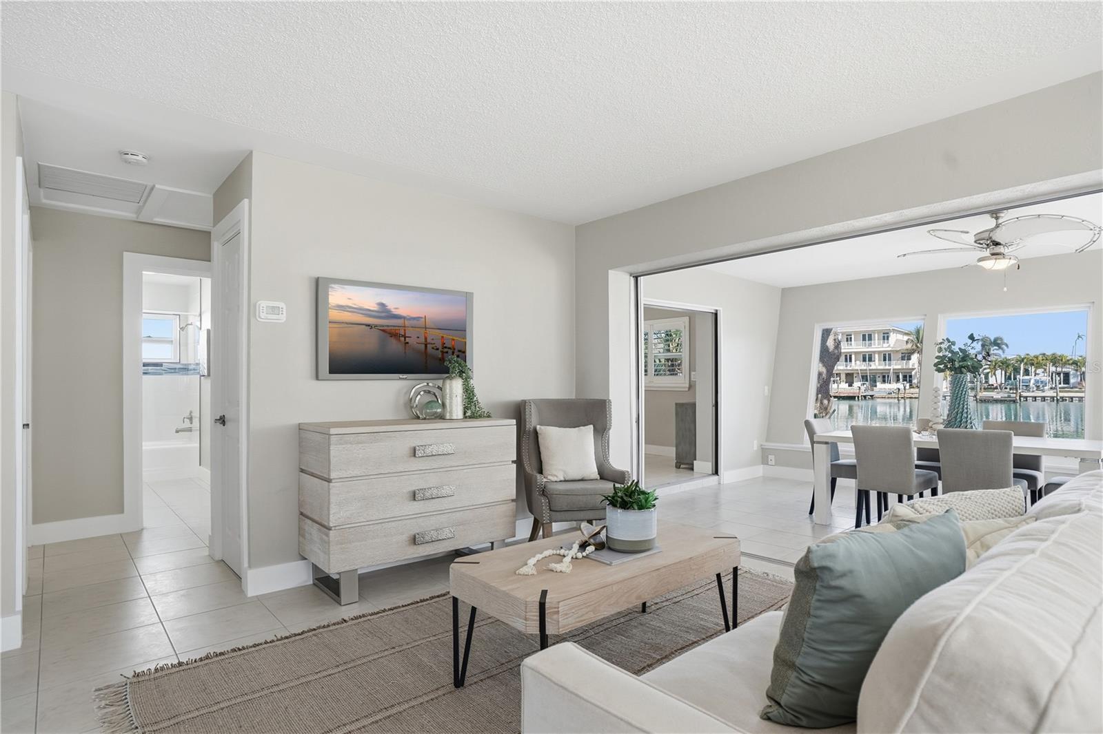 Image 5 of 42 For 541 Lillian Drive