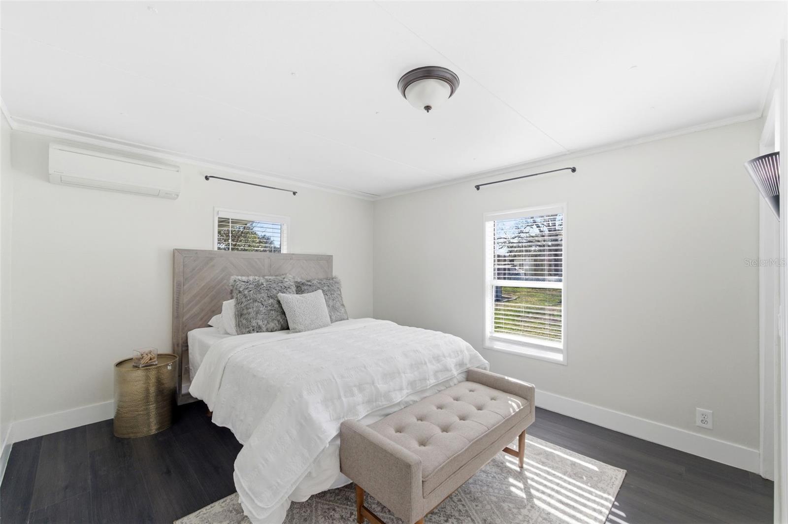 Listing photo id 19 for 6329 Saddletree Drive