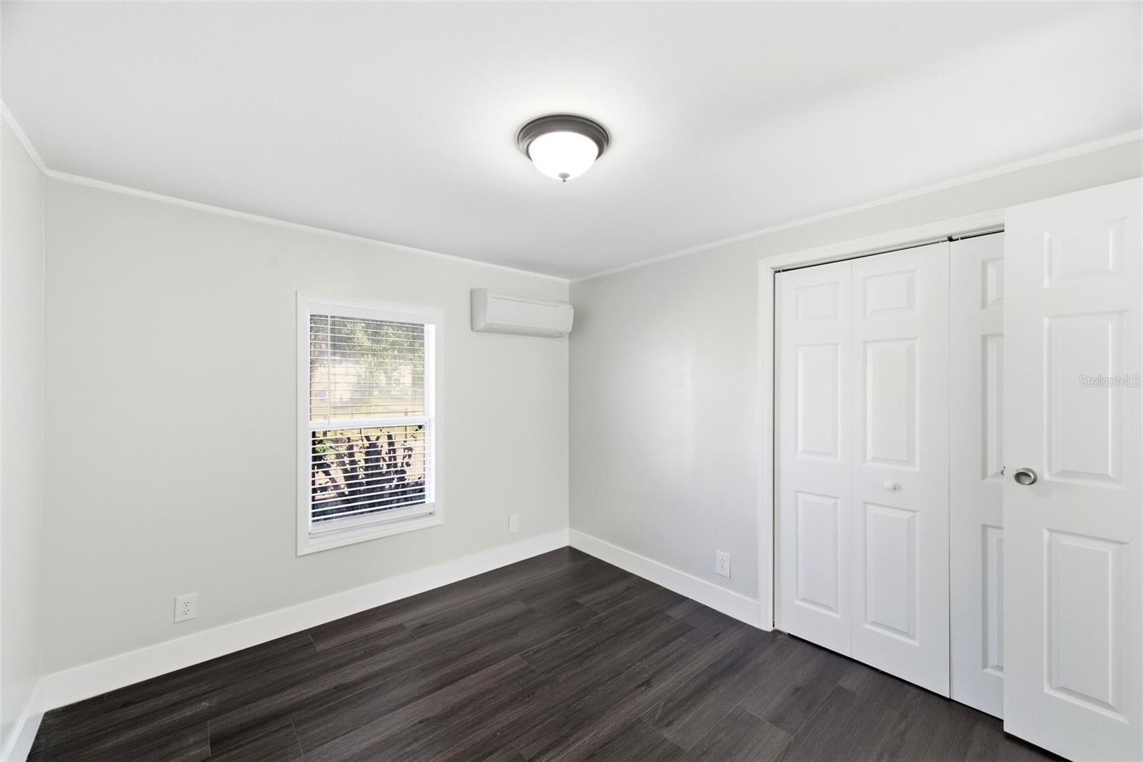 Listing photo id 26 for 6329 Saddletree Drive