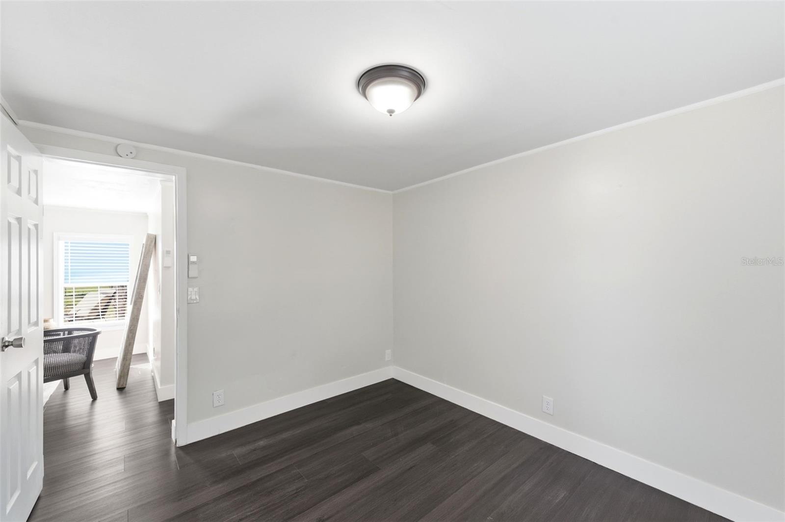 Listing photo id 28 for 6329 Saddletree Drive