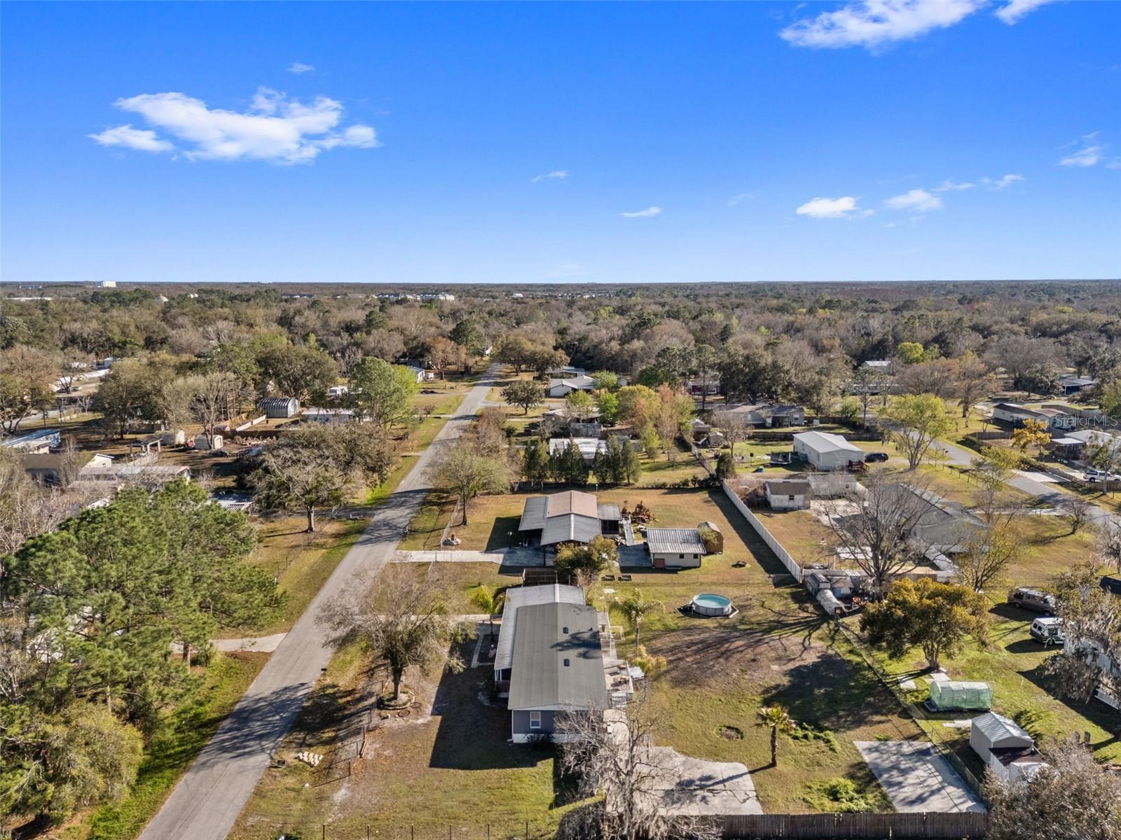 Listing photo id 52 for 6329 Saddletree Drive