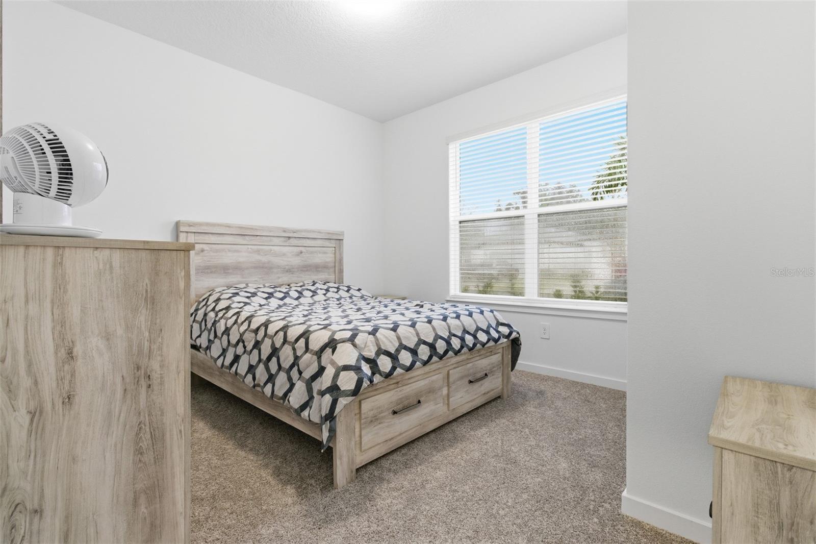 Image 5 of 13 For 9738 Redwood Heights Loop