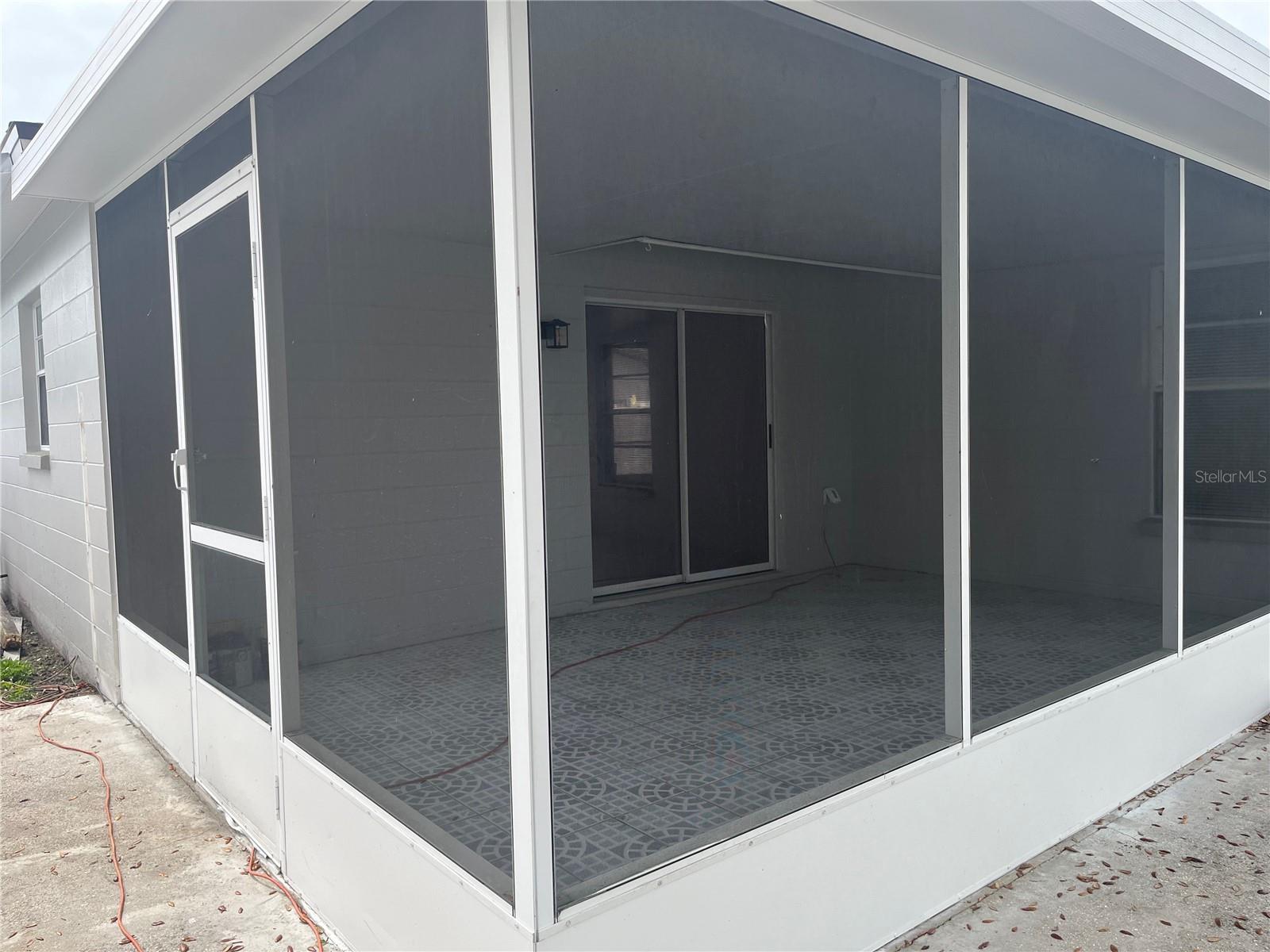 Image 18 of 19 For 3021 Tampa Bay Boulevard