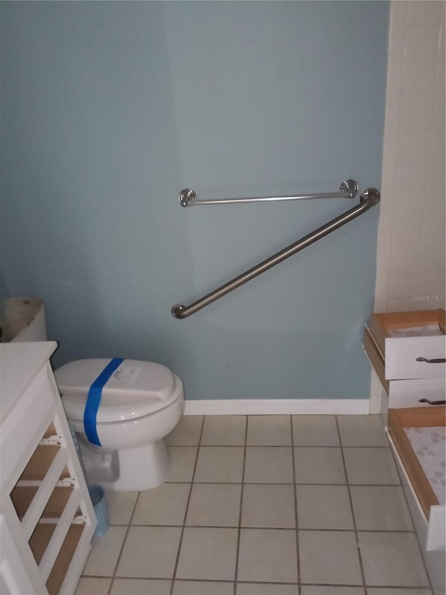 Image 10 of 14 For 1339 Queen Anne Drive C