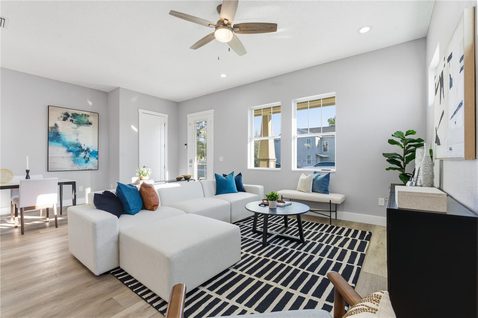 Image 3 of 18 For 3267 Emerson Avenue S