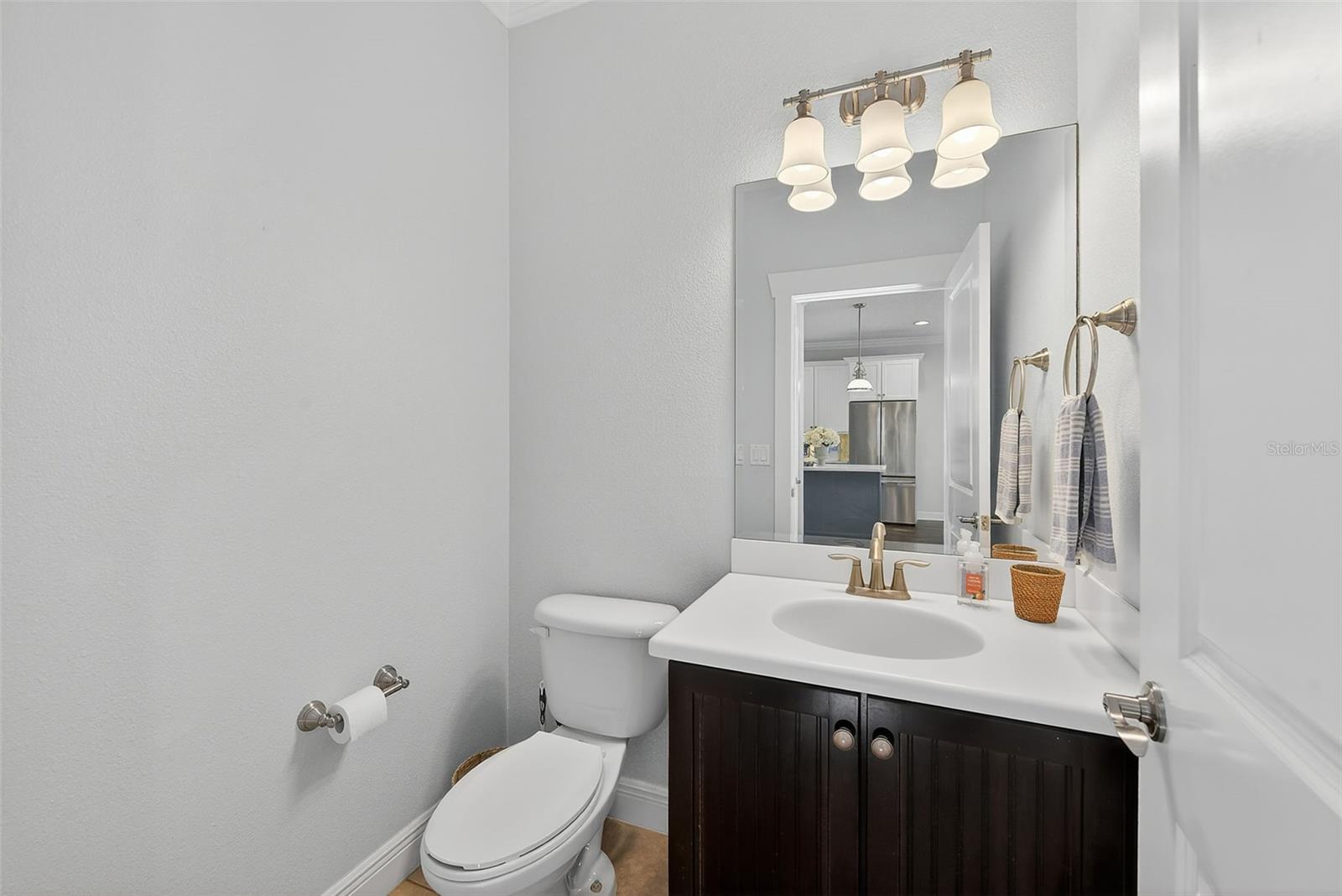 Image 15 of 40 For 3212 San Pedro Street