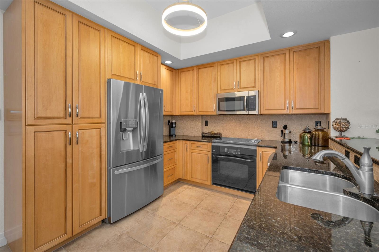 Image 15 of 65 For 331 Cleveland Street 310