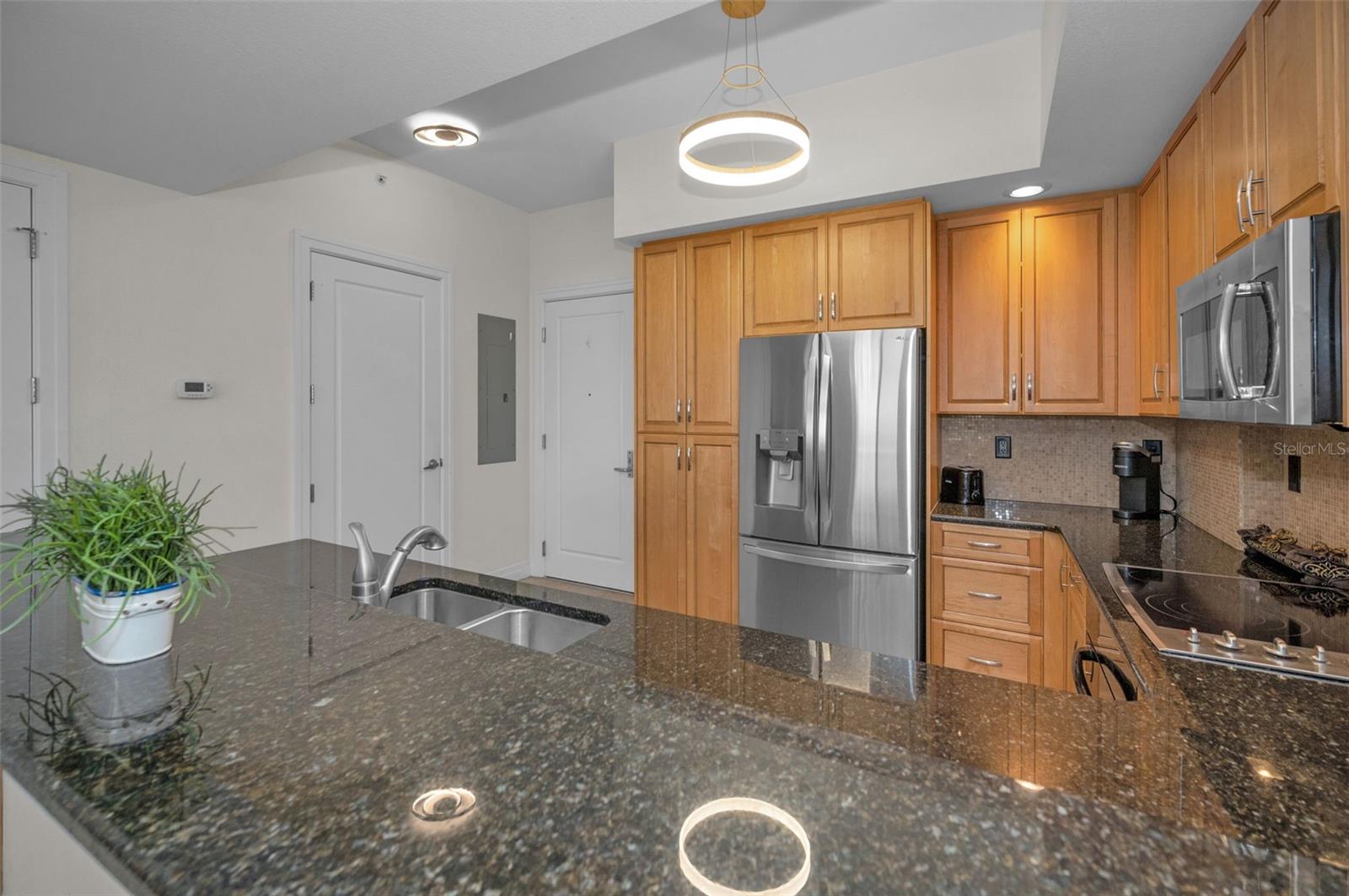 Image 18 of 65 For 331 Cleveland Street 310