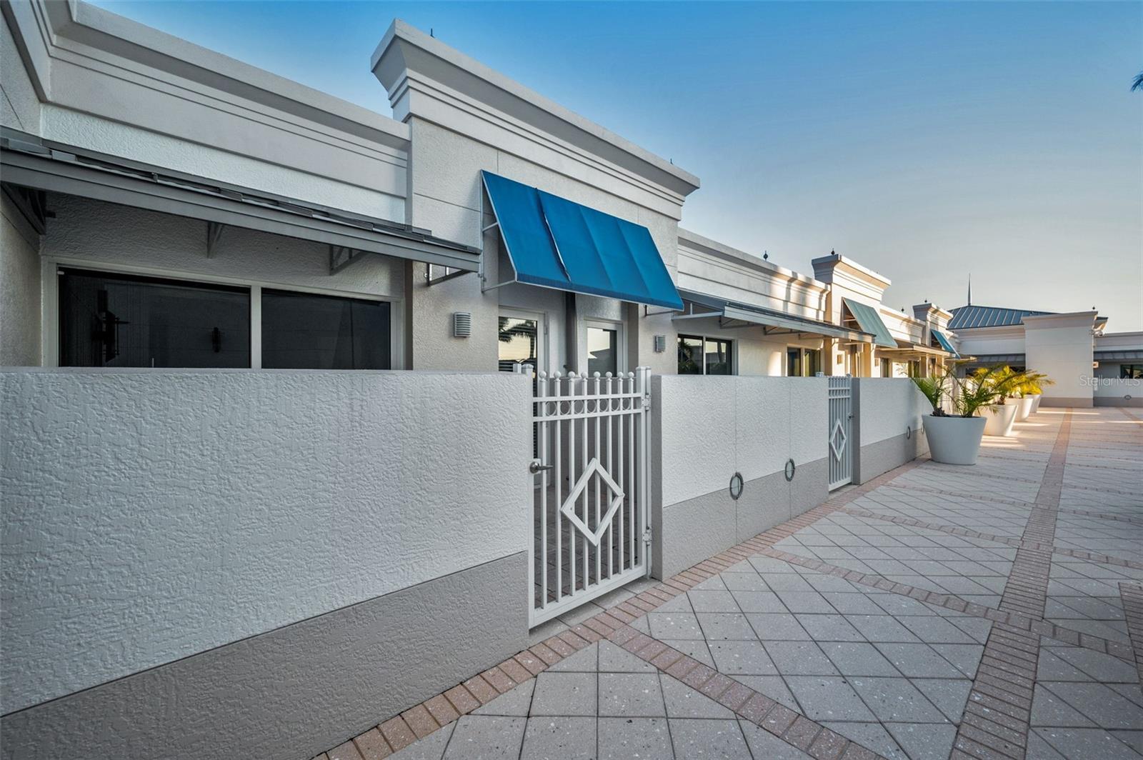 Image 29 of 65 For 331 Cleveland Street 310