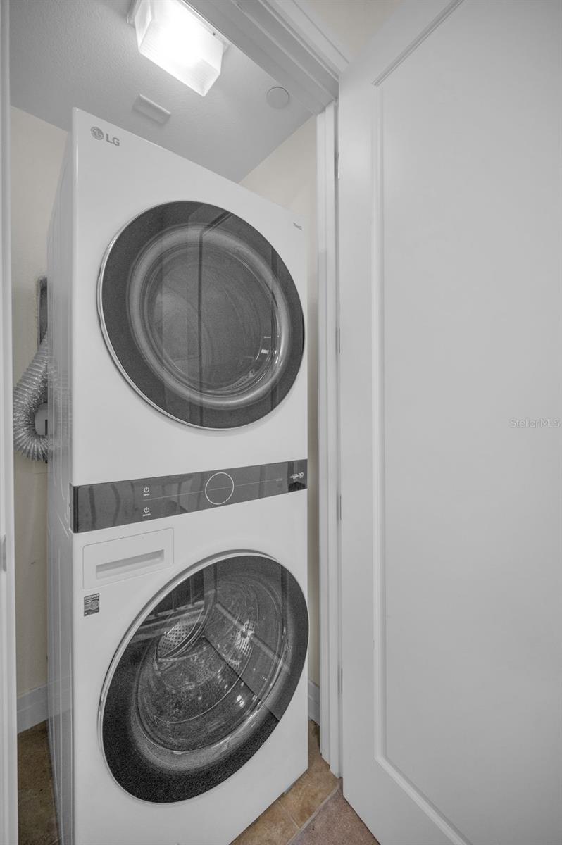 Image 39 of 65 For 331 Cleveland Street 310