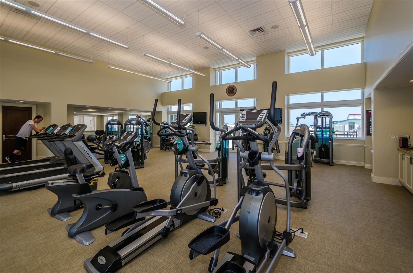 Image 53 of 65 For 331 Cleveland Street 310