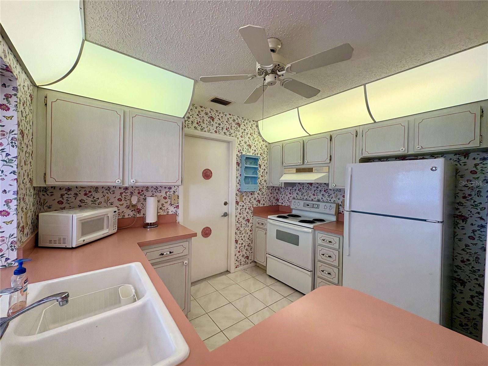 Image 16 of 34 For 3400 97th Terrace N