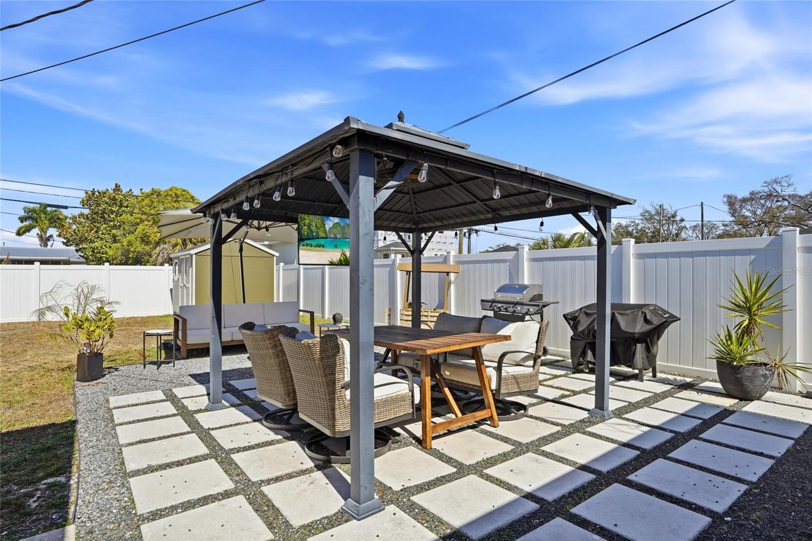 Image 29 of 40 For 411 42nd Avenue Ne