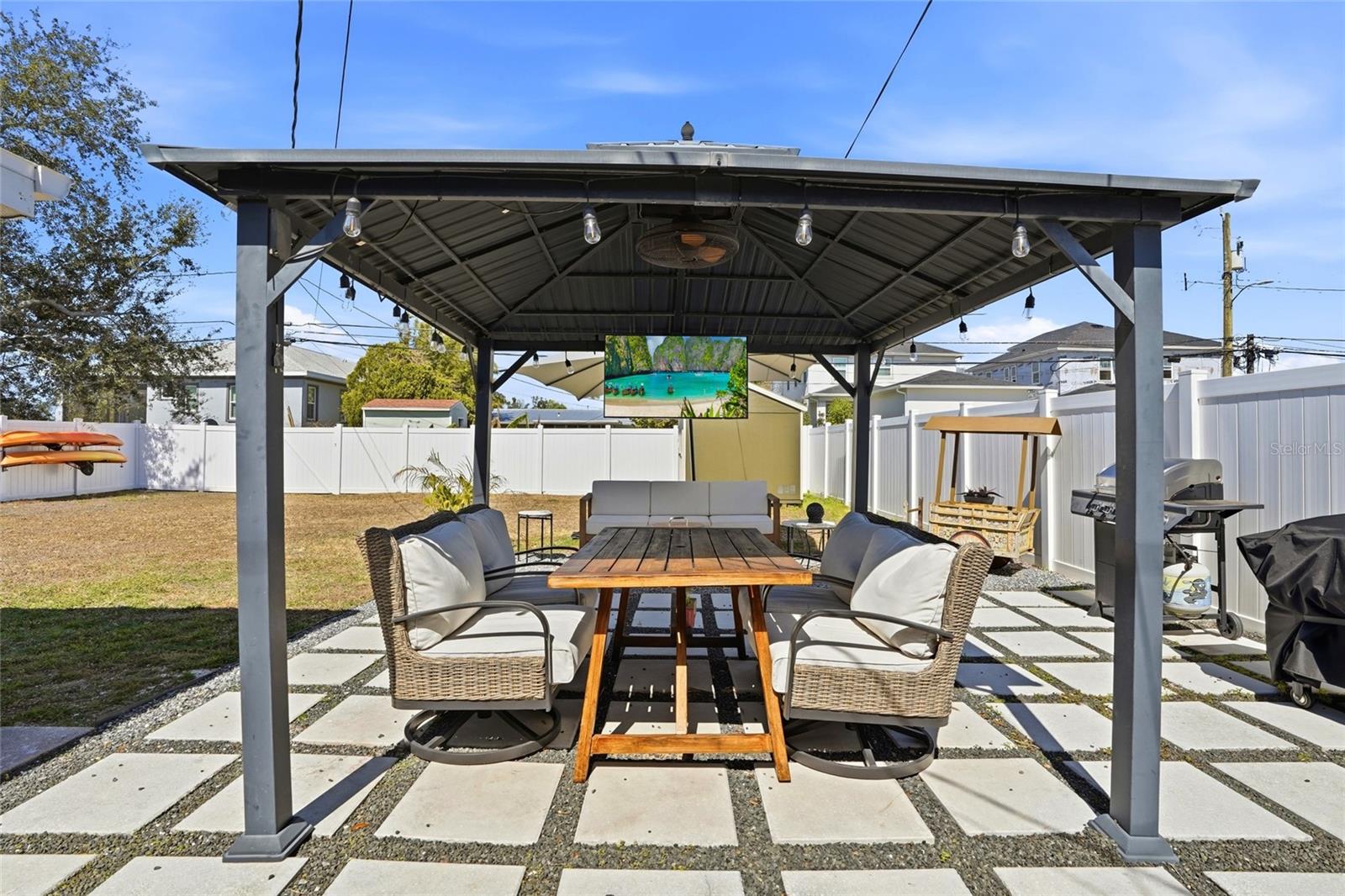 Image 30 of 40 For 411 42nd Avenue Ne