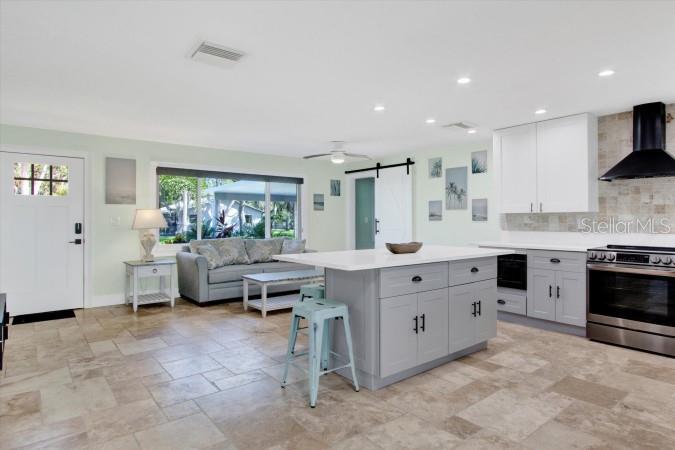 Listing photo id 11 for 14124 Kulig Court