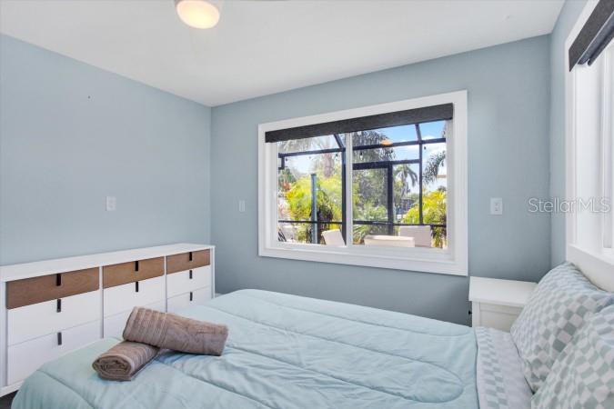 Listing photo id 14 for 14124 Kulig Court