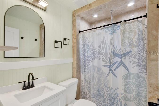 Listing photo id 15 for 14124 Kulig Court