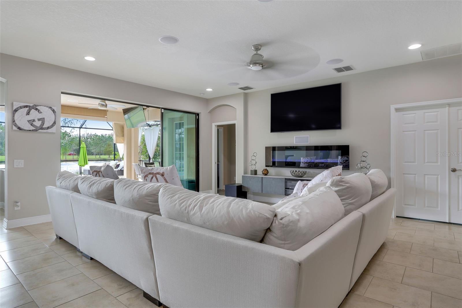 Image 13 of 38 For 19426 Whispering Brook Drive