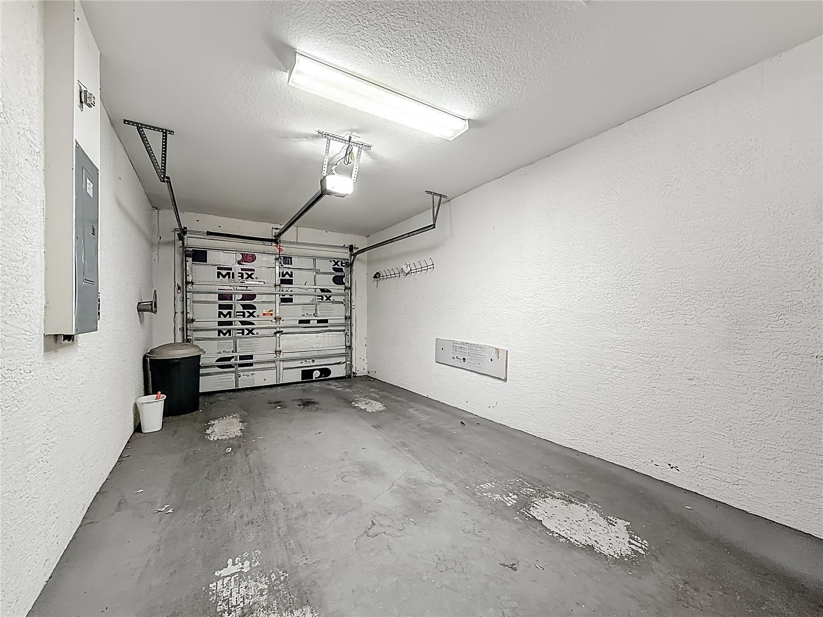 Image 24 of 31 For 3589 Country Pointe Place