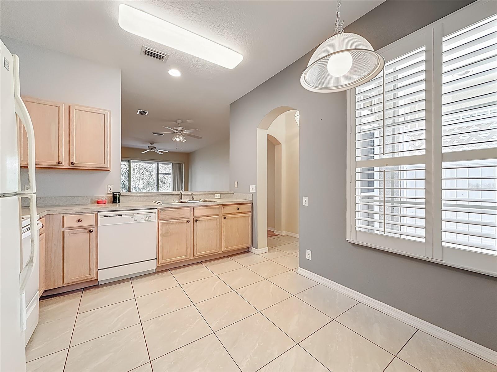 Image 5 of 31 For 3589 Country Pointe Place