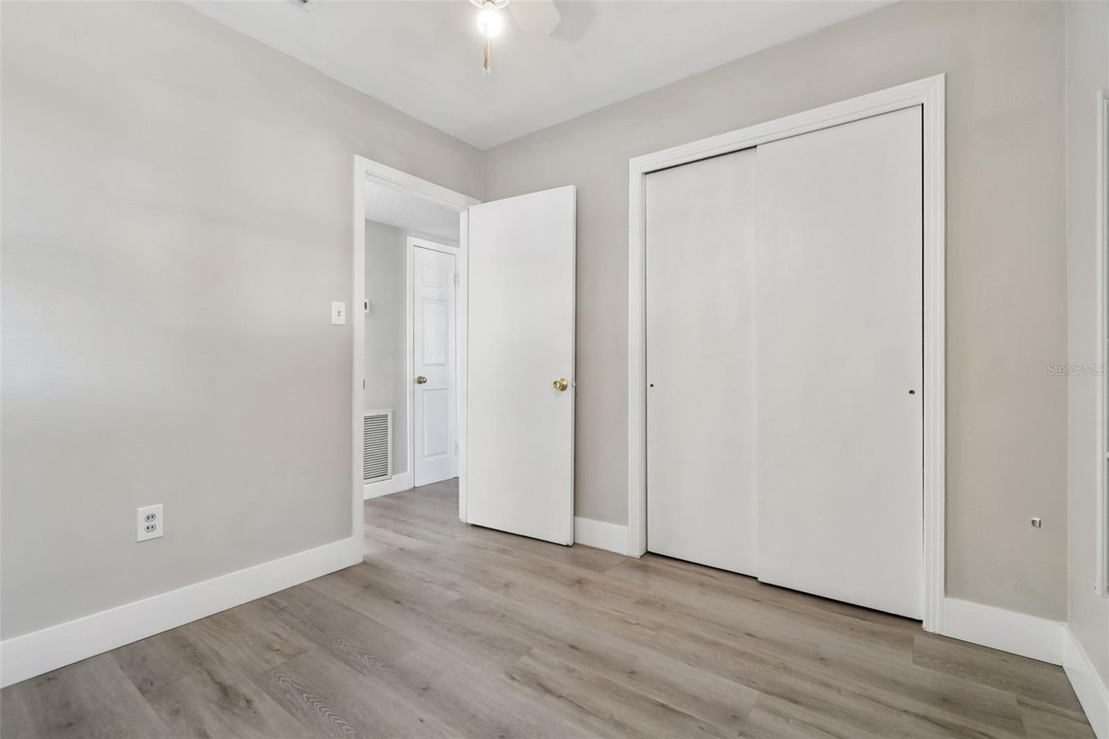 Listing photo id 22 for 3316 Louisiana Avenue