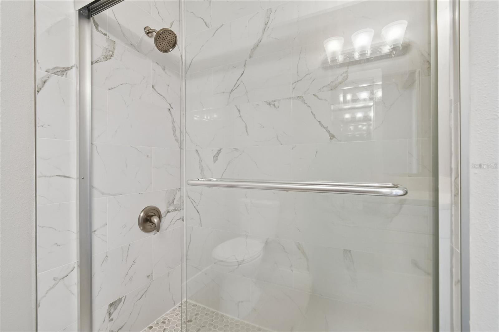 Listing photo id 27 for 3316 Louisiana Avenue