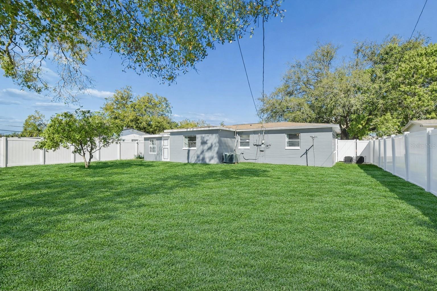 Listing photo id 32 for 3316 Louisiana Avenue