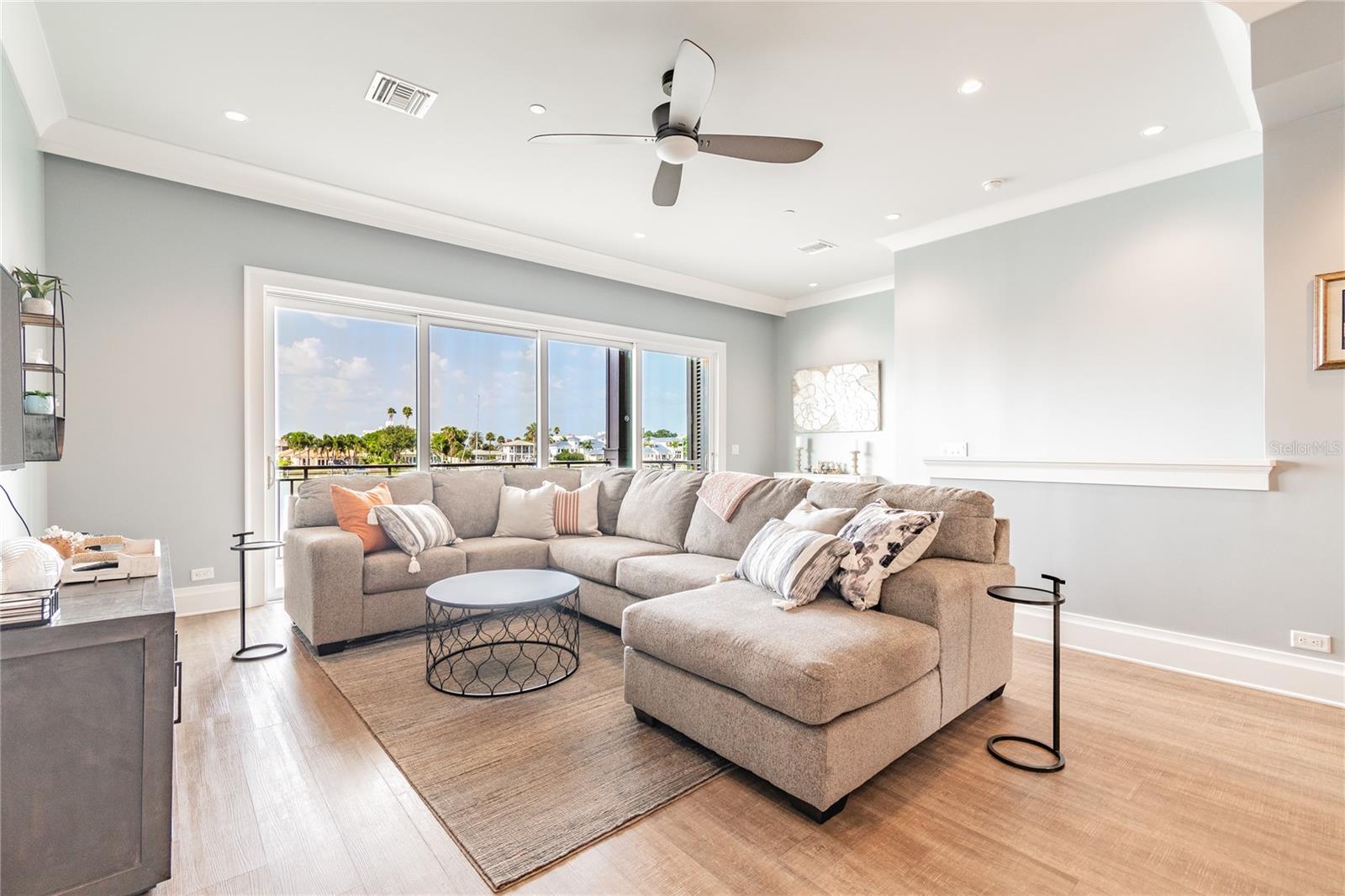 Image 13 of 67 For 164 Brightwater Drive 2