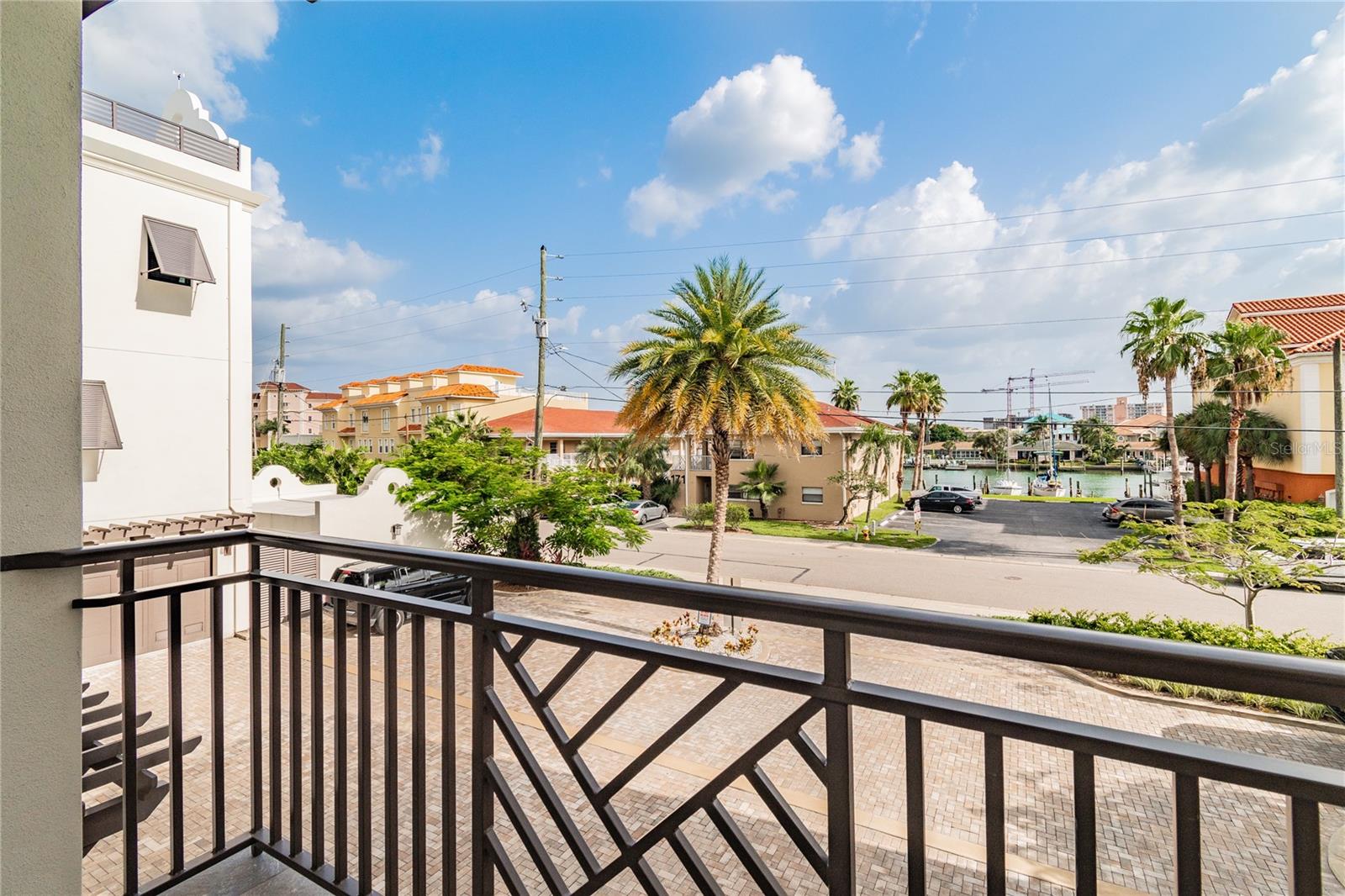 Image 30 of 67 For 164 Brightwater Drive 2