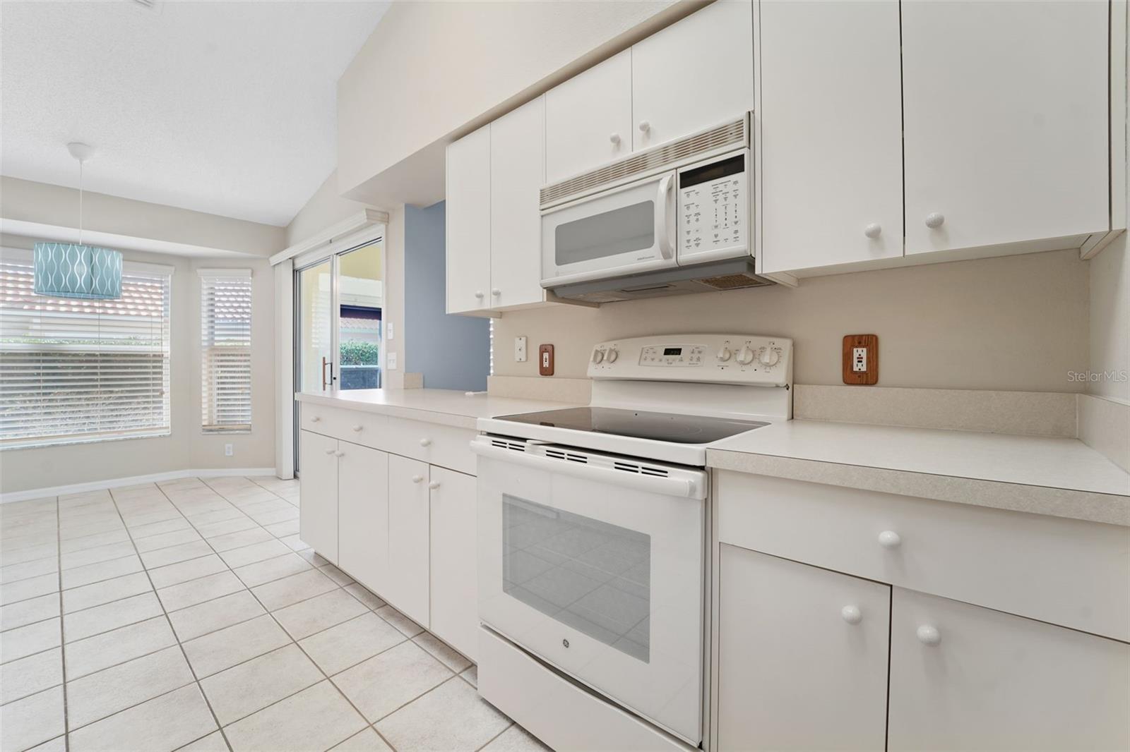 Image 11 of 49 For 1031 Almondwood Drive