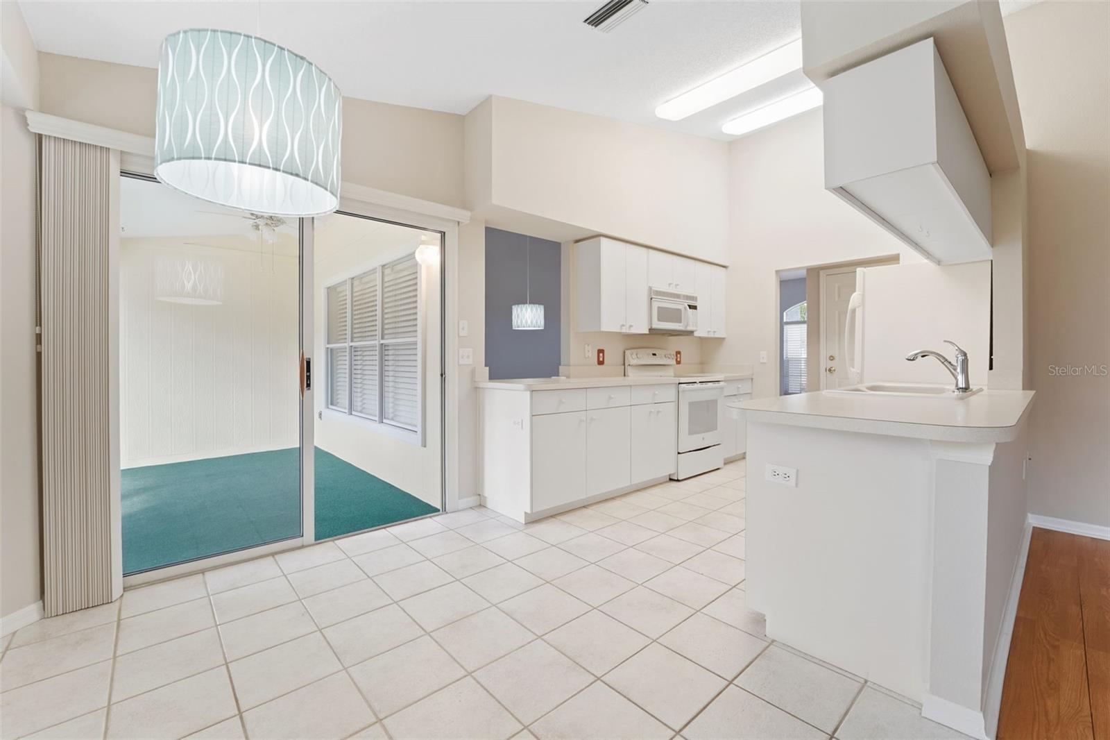 Image 13 of 49 For 1031 Almondwood Drive