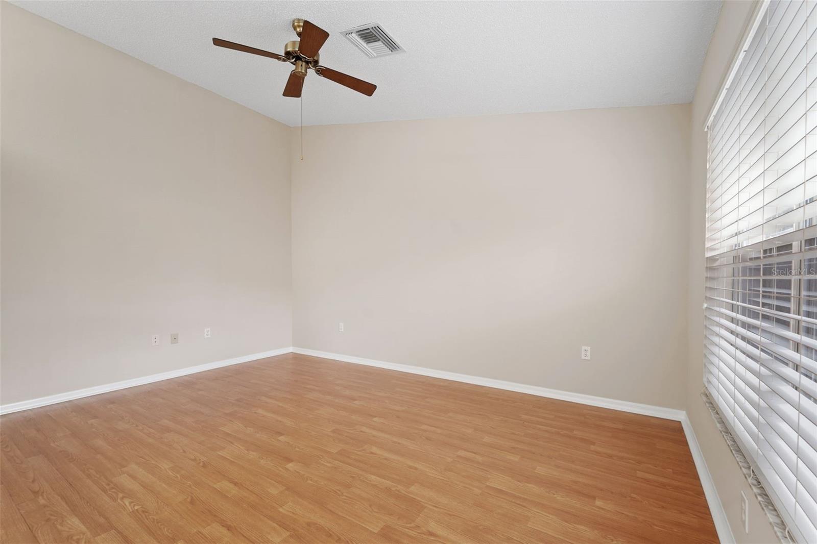 Image 14 of 49 For 1031 Almondwood Drive