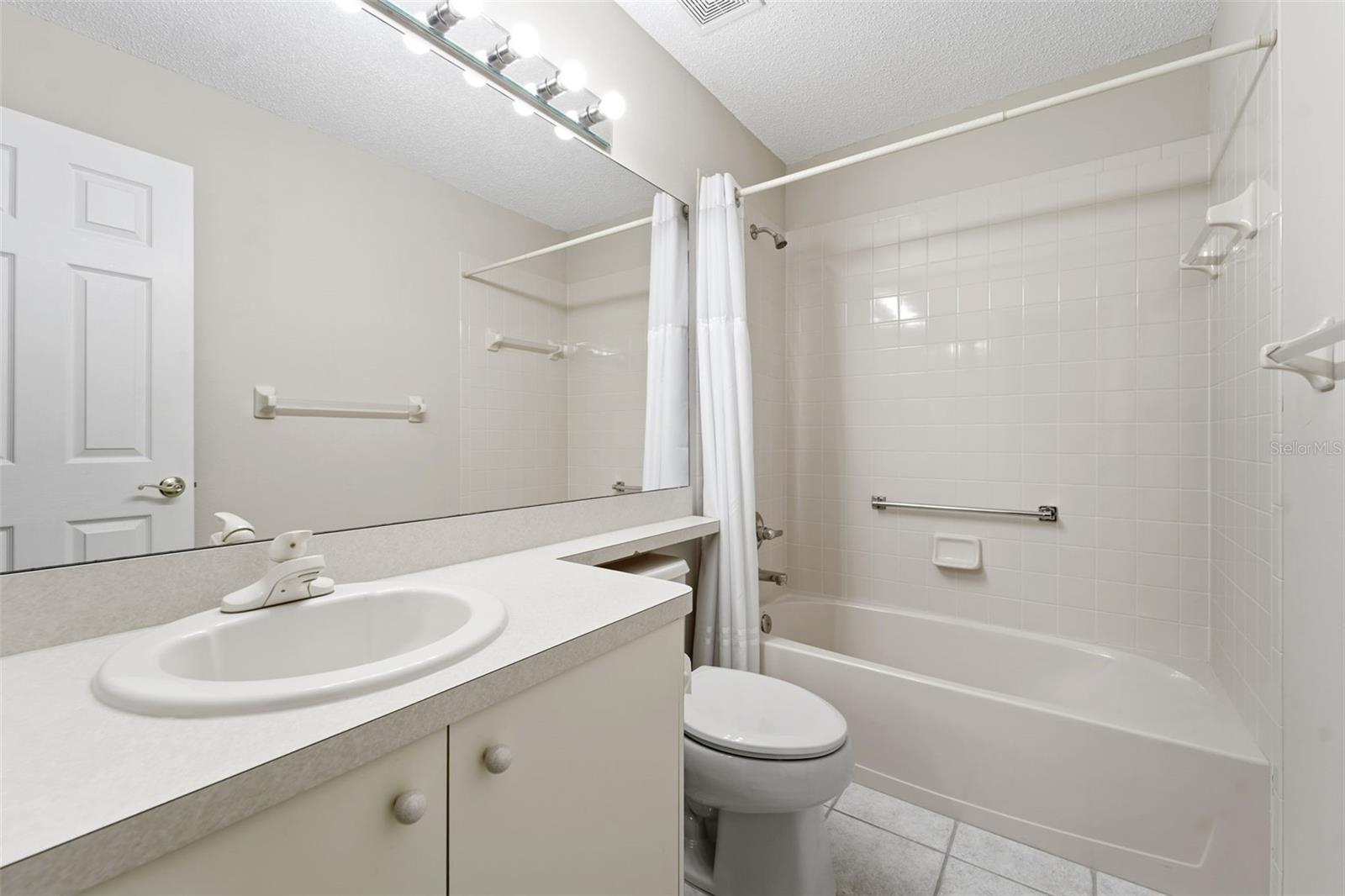 Image 21 of 49 For 1031 Almondwood Drive